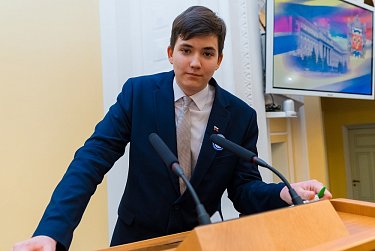 Без галстуков и на равных